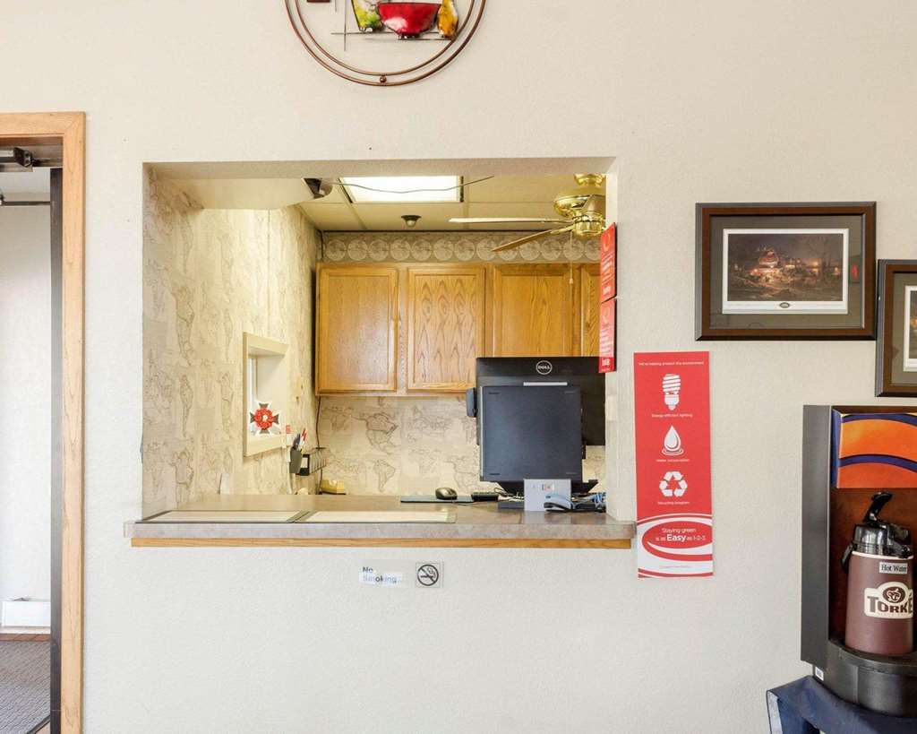 Econo Lodge Watertown Interiér fotografie